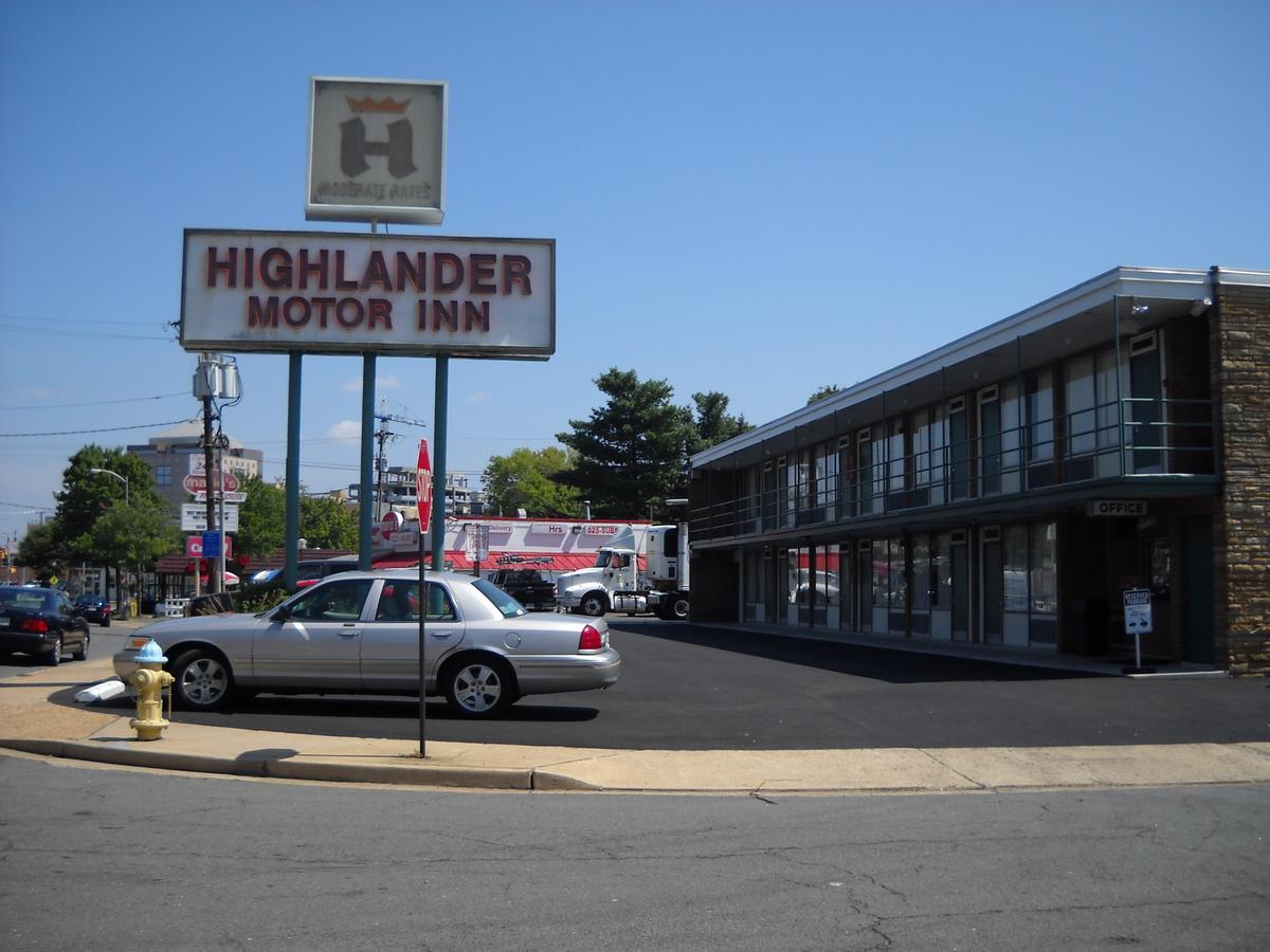 Highlander Motor Inn Арлінгтон Екстер'єр фото