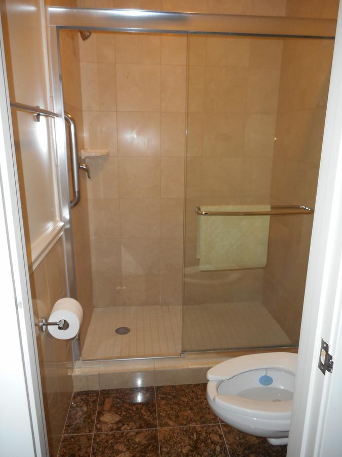 Highlander Motor Inn Арлінгтон Екстер'єр фото